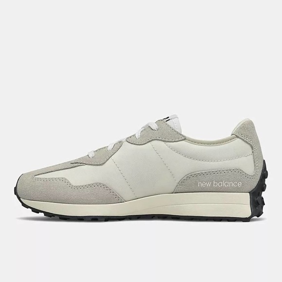 New Balance 327 Retro Sneakers Sea Salt Grey Black WOMEN'S 8 - Picture 11 of 13